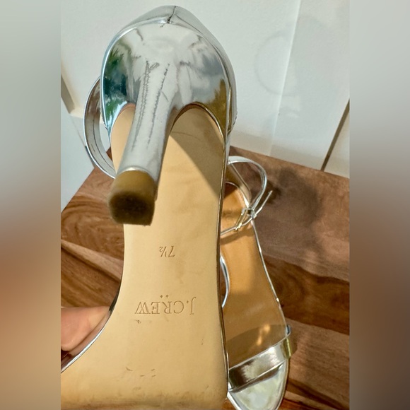 JCrew Heels in Metallic/Leather, size 7.5 - Picture 9 of 10